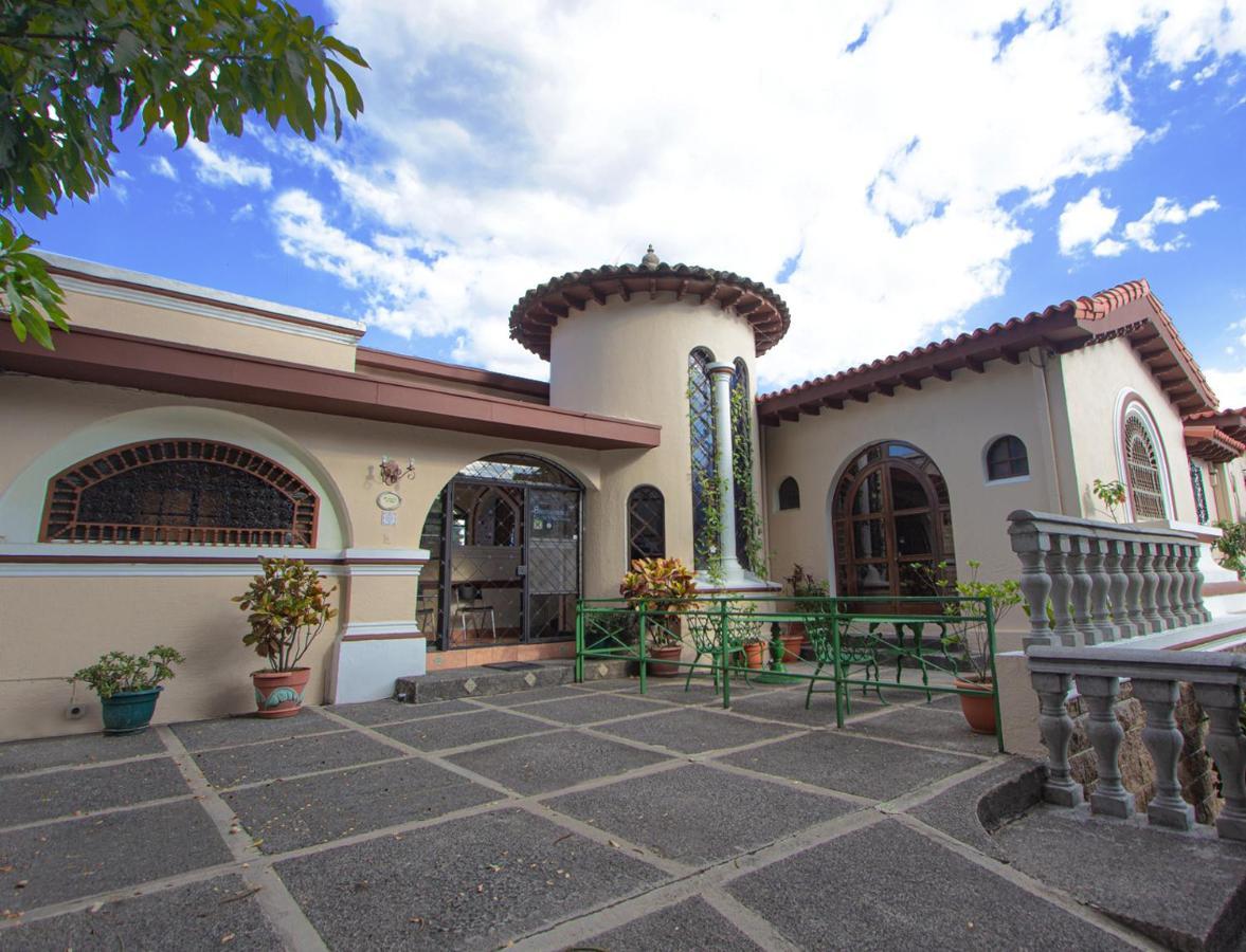 Hotel Villa Serena Escalon サンサルバドル エクステリア 写真