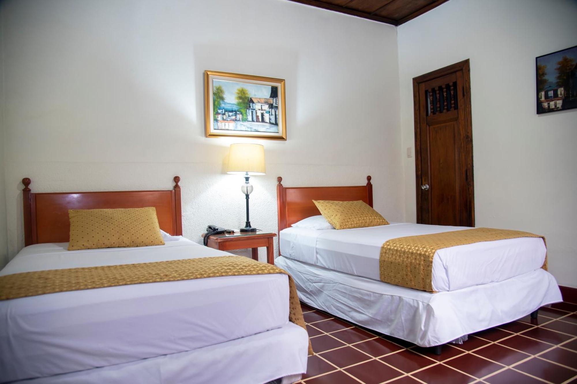 Hotel Villa Serena Escalon サンサルバドル エクステリア 写真